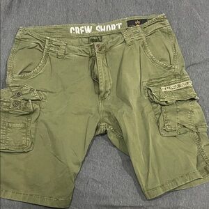 Alpha Industries Cargo Shorts in Green